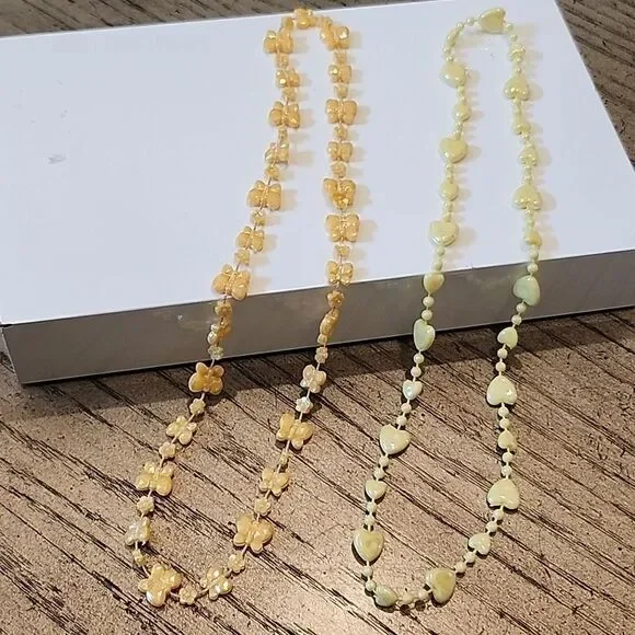 Kids play necklaces orange and yellow - Picture 2 of 7